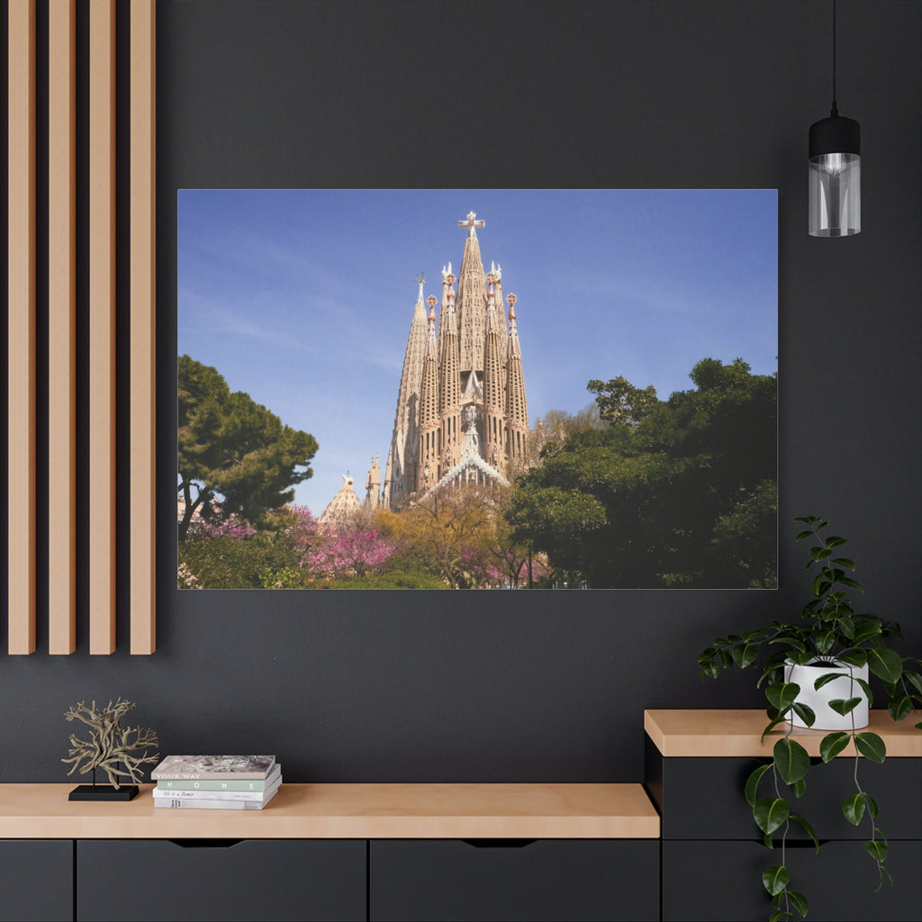 Lienzo mate de la Sagrada Familia de Barcelona — Bastidor de 3,18 cm (1,25") - Magic Dreams Collection