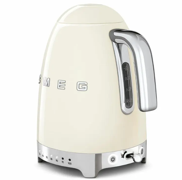 Hervidor Smeg KLF04CREU 1,7L 2400W — Crema (Magic Dreams Collection)
