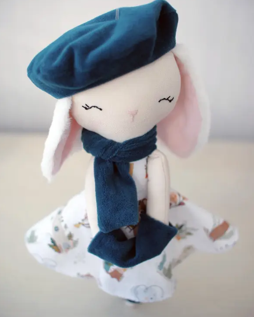 Muñeca Conejo de Peluche — Hecha a mano, algodón orgánico - Magic Dreams Collection