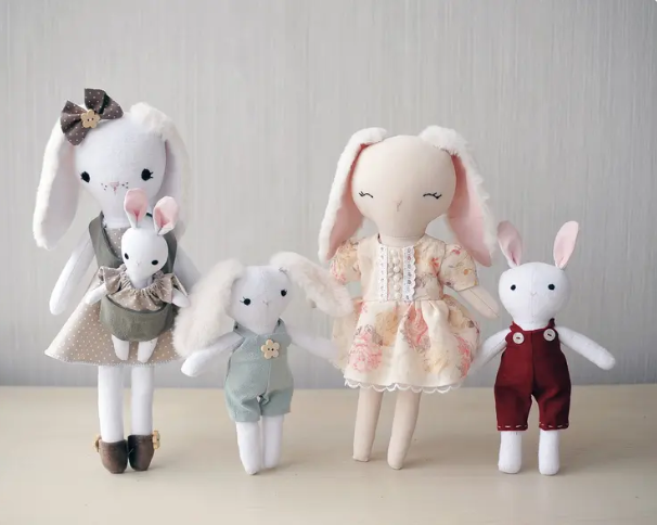 Muñeca Conejita con Bebés — Magic Dreams Collection