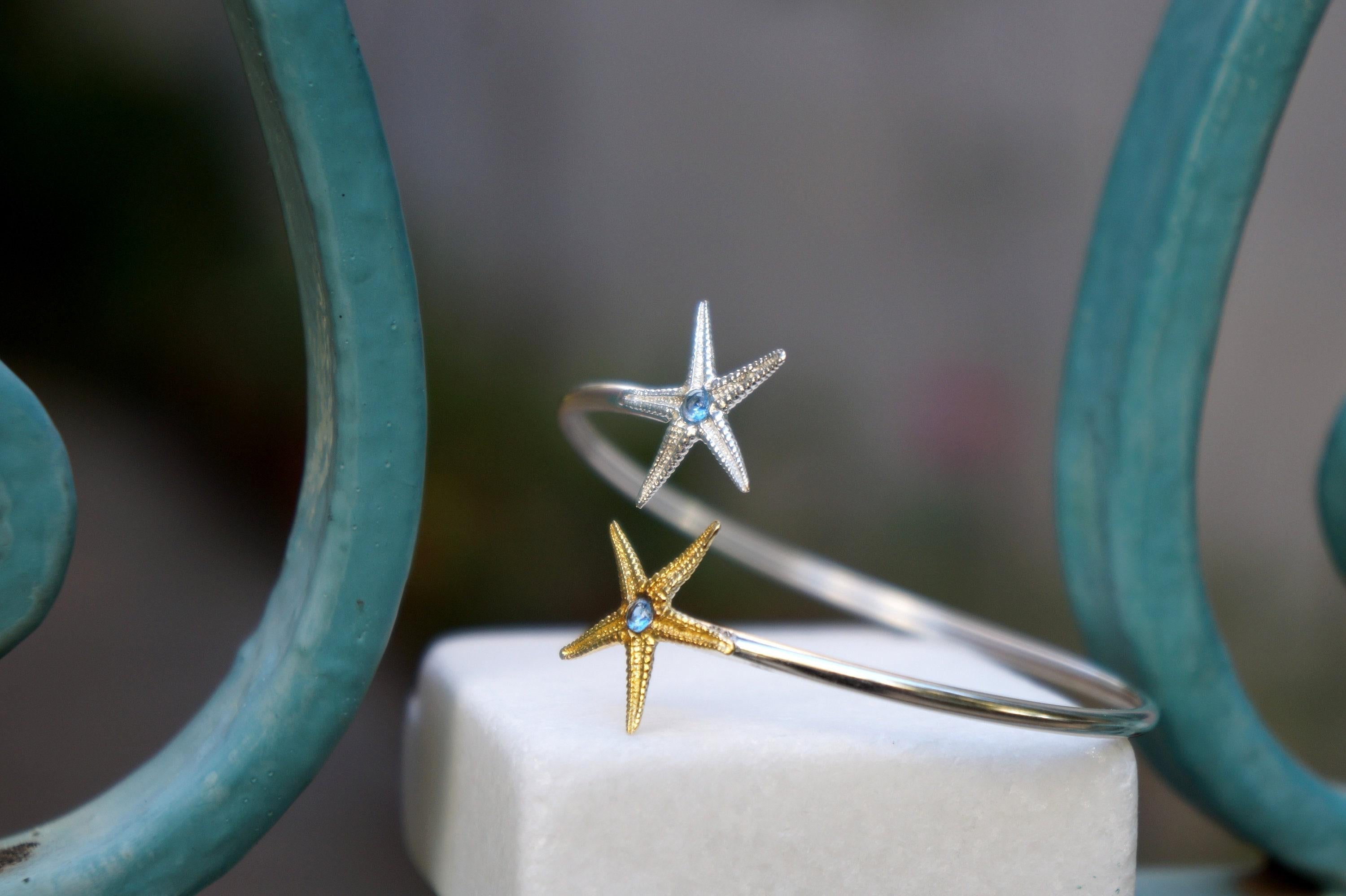 Pulsera estrella de mar en plata: brazalete ajustable con circonita azul (Magic Dreams Collection)